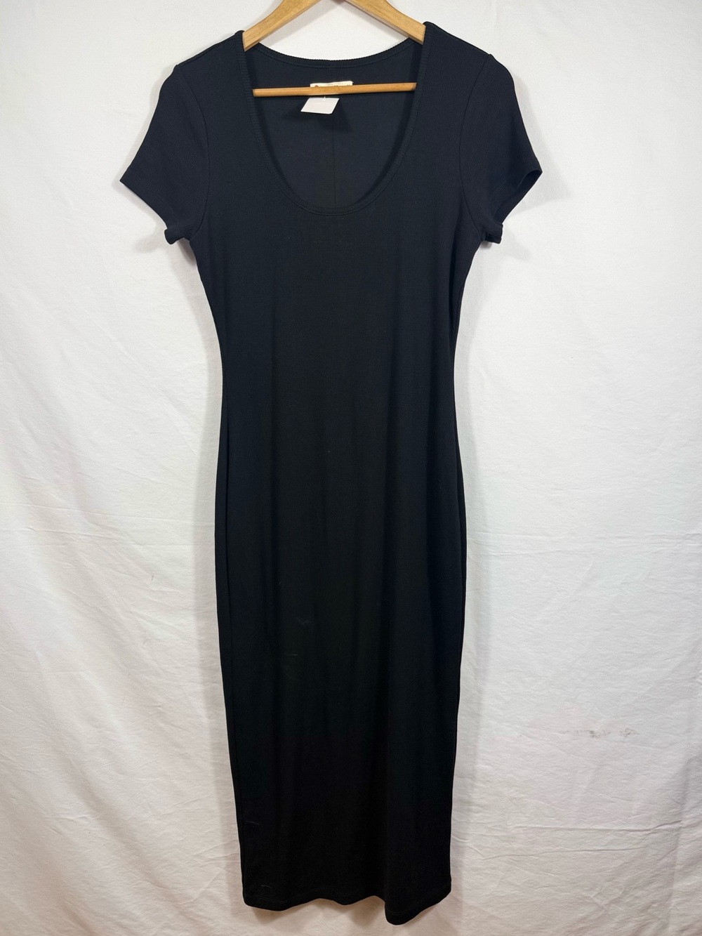Marine Layer Lexi Rib Short Sleeve Midi Dress in black